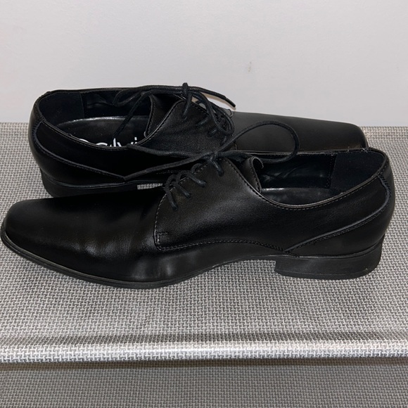 Calvin Klein Men’s Shoes, Size 9.5 - Picture 5 of 10